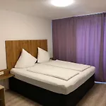 Smart Hotel *