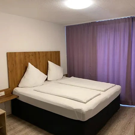 Smart Hotel *